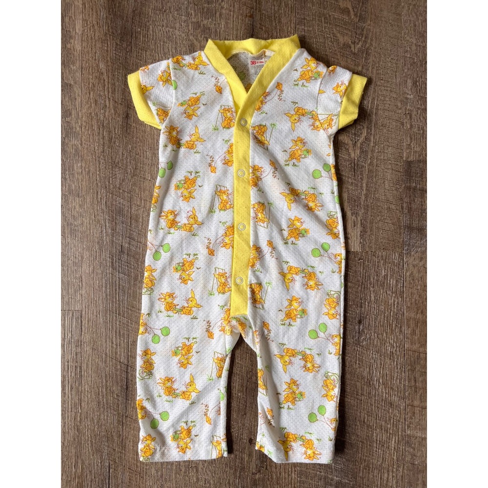 Vintage Sears baby bodysuit yellow‎ rabbit and balloons, 6-12 mo